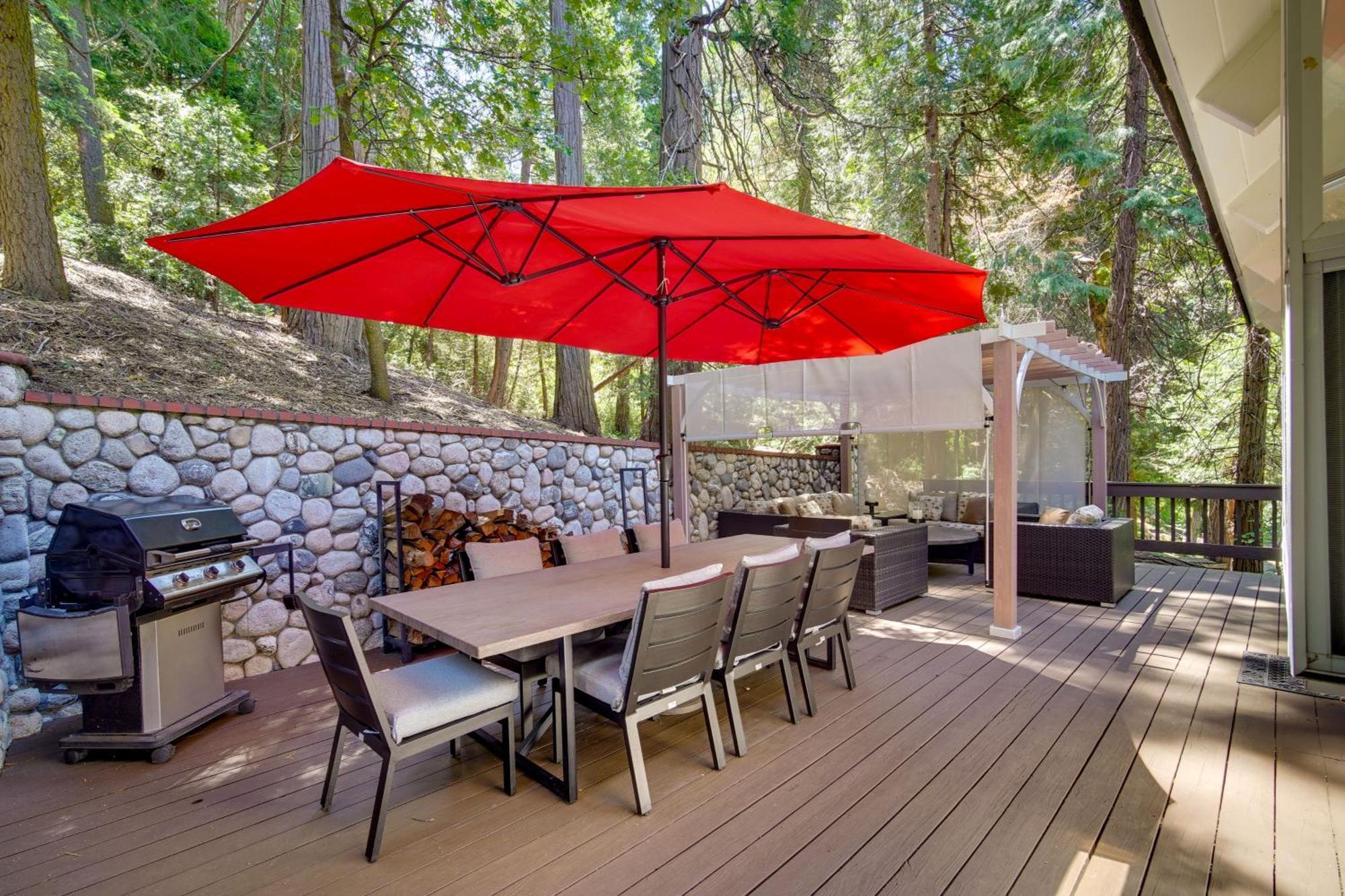 Lake Arrowhead Cabin With Decks Less Than 2 Mi To Village! エクステリア 写真